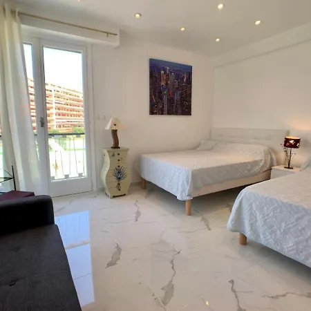 Velasquez Apartment Cannes