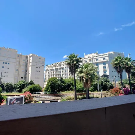 Velasquez Apartment *